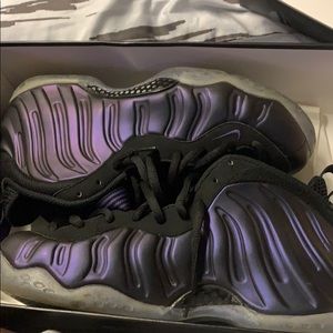 Nike air foamposite one eggplants 2017 release
